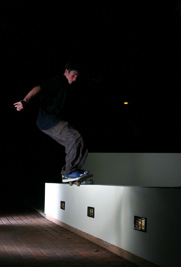 50-50 local wall, now Skater hated :@